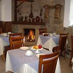Hotel La Casona De Cardes *