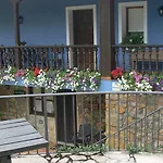 Hotel La Casona De Cardes