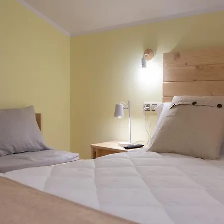 La Casona De Cardes *