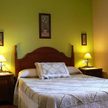 Hotel La Casona De Cardes *