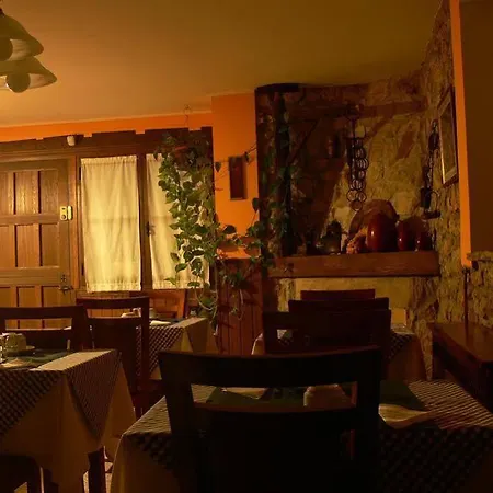 Hotel La Casona De Cardes