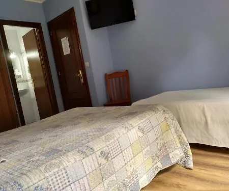 La Casona De Cardes Szálloda *