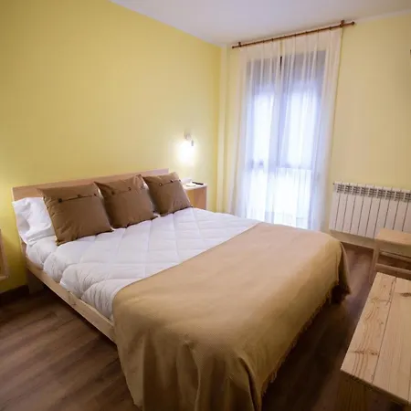 מלון La Casona De Cardes