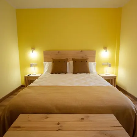 La Casona De Cardes Hotel