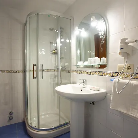 מלון La Casona De Cardes