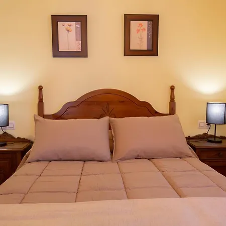 La Casona De Cardes Szálloda *