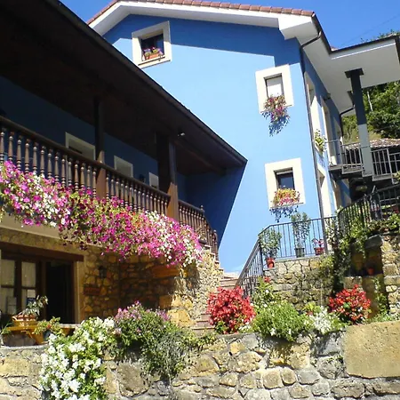 La Casona De Cardes