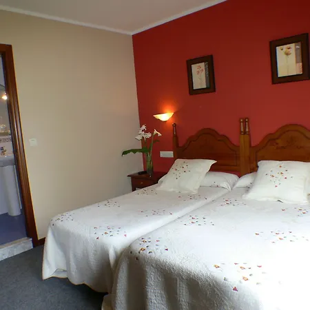 La Casona De Cardes Szálloda