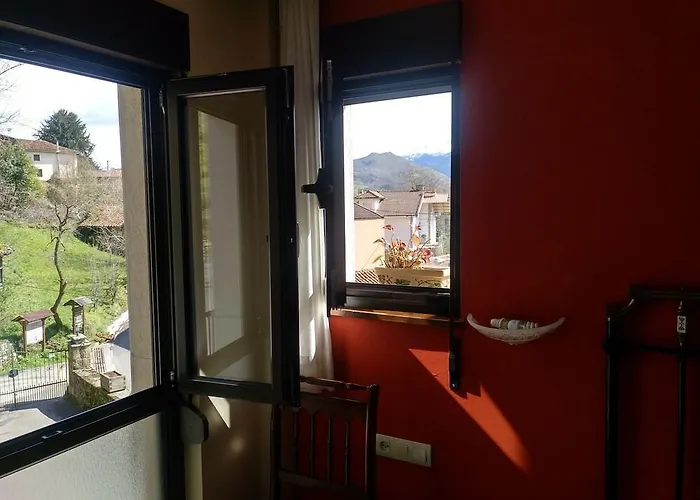 La Casona De Cardes Hotel *