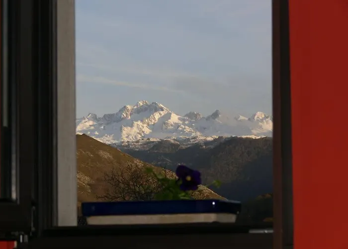 Hotel La Casona De Cardes *