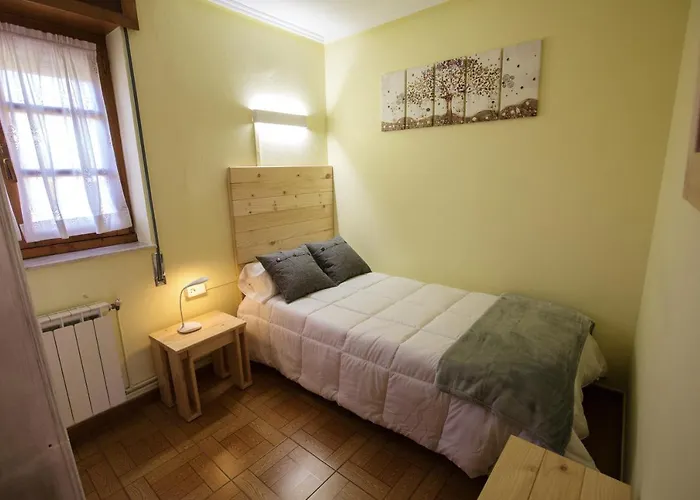 Hotel La Casona De Cardes *