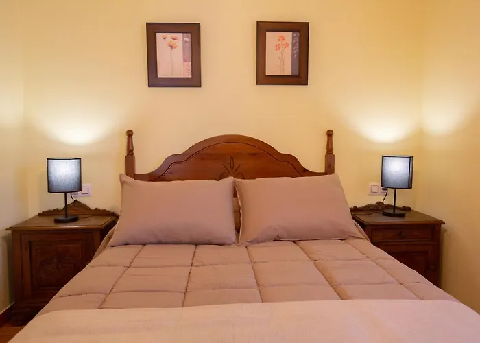 La Casona De Cardes Hotel *